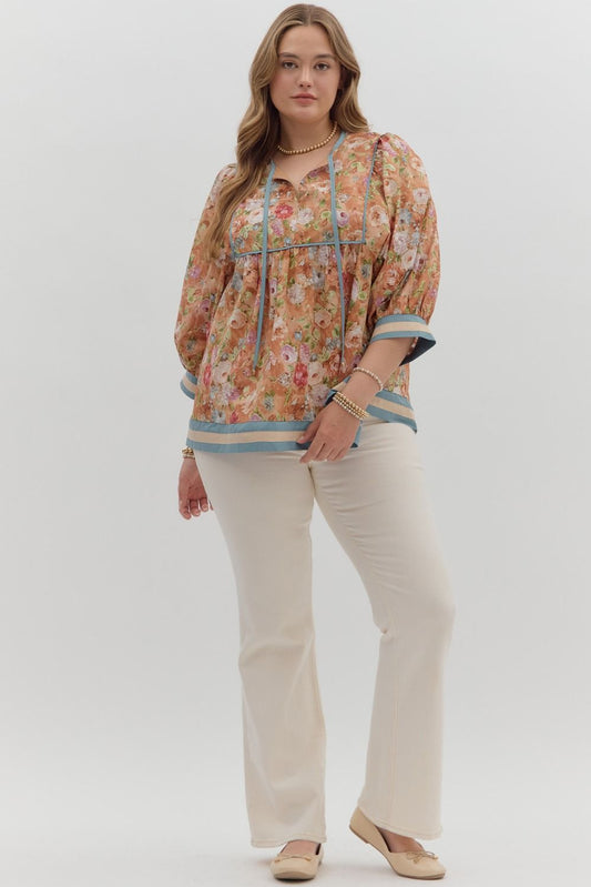 T27218P Curvy Vintage Floral Pattern Top