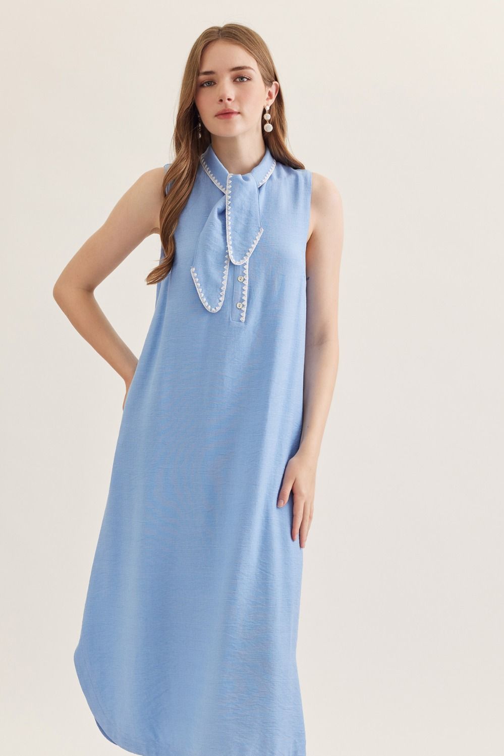 D31209 Solid Midi Dress