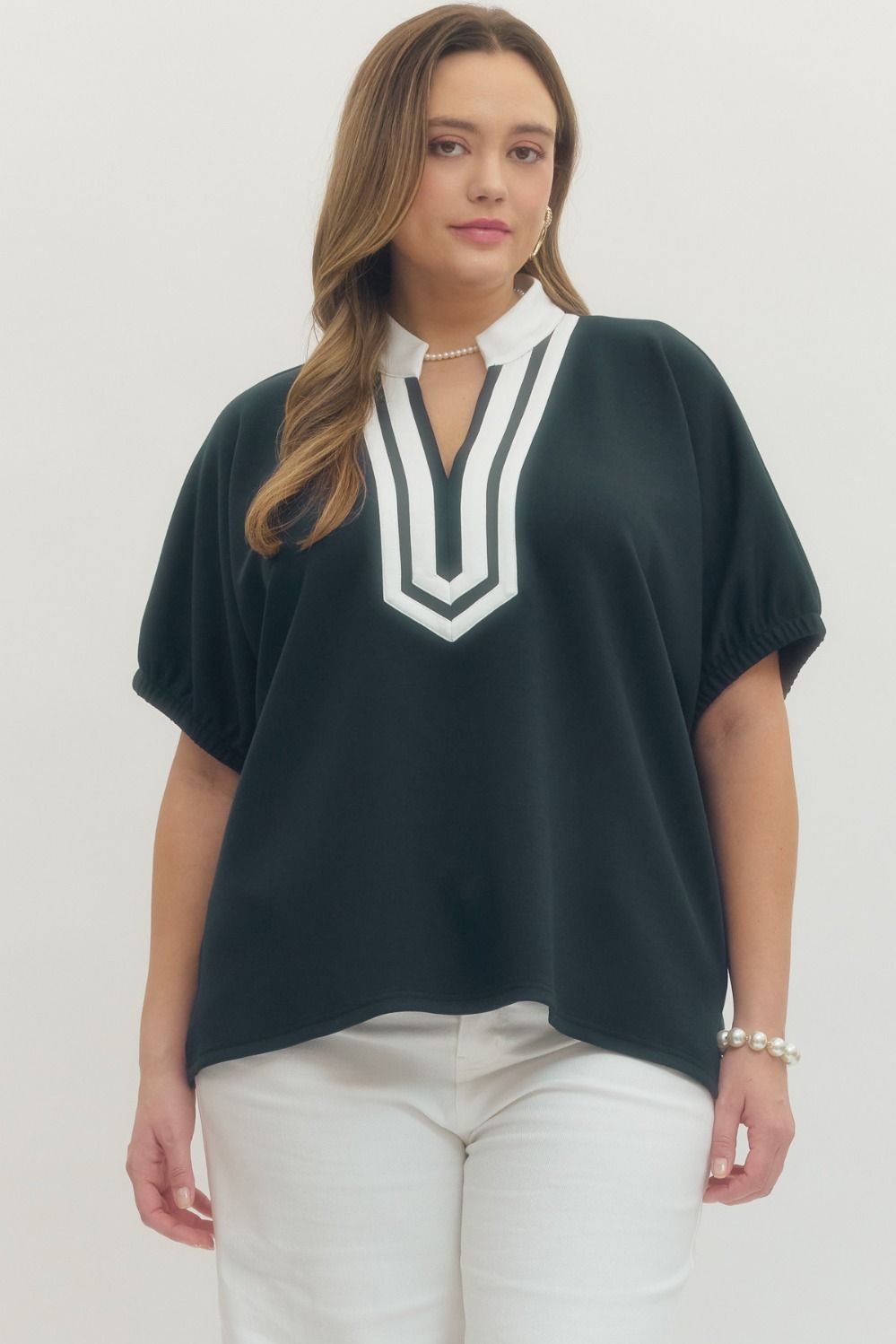T29735P Curvy Solid Short Sleeve Top