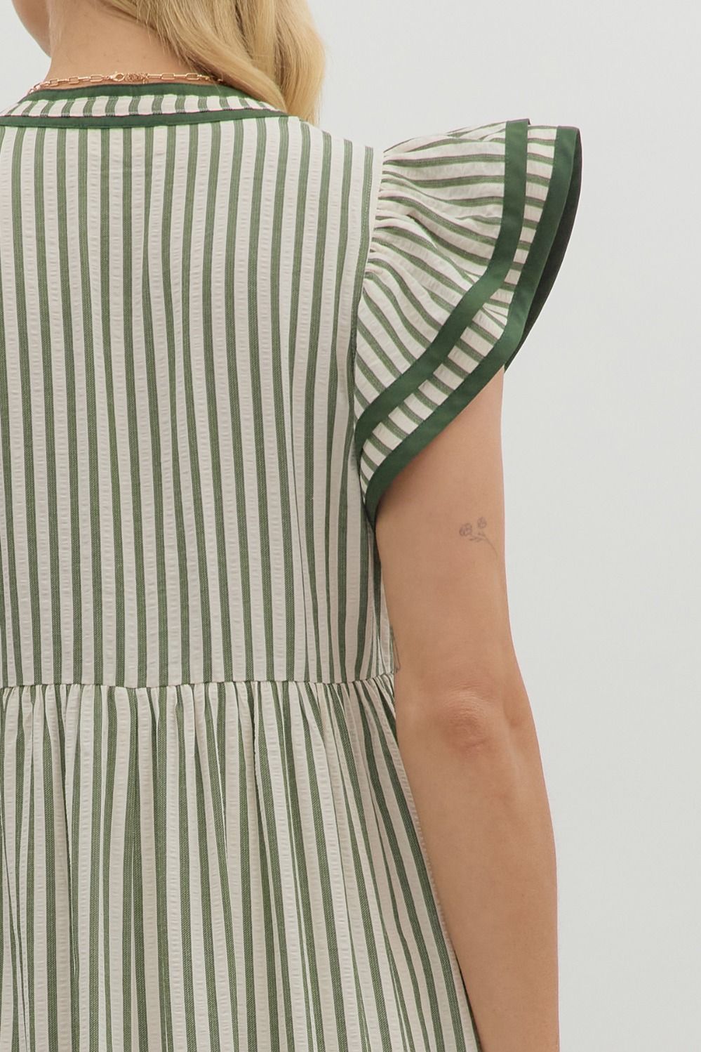 D26444 Textured Stripe Pattern Dress