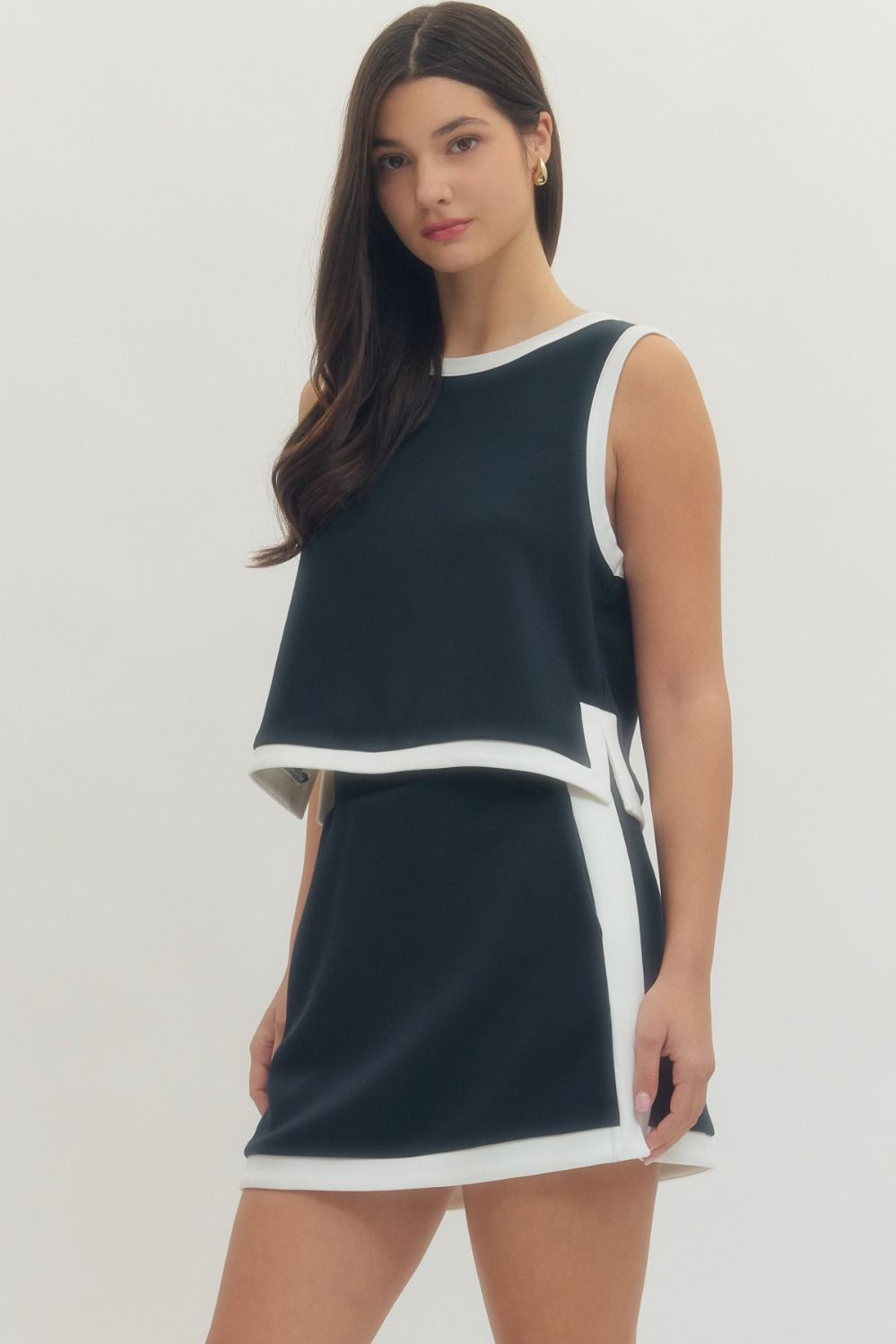 T28725 Solid Sleeveless Top