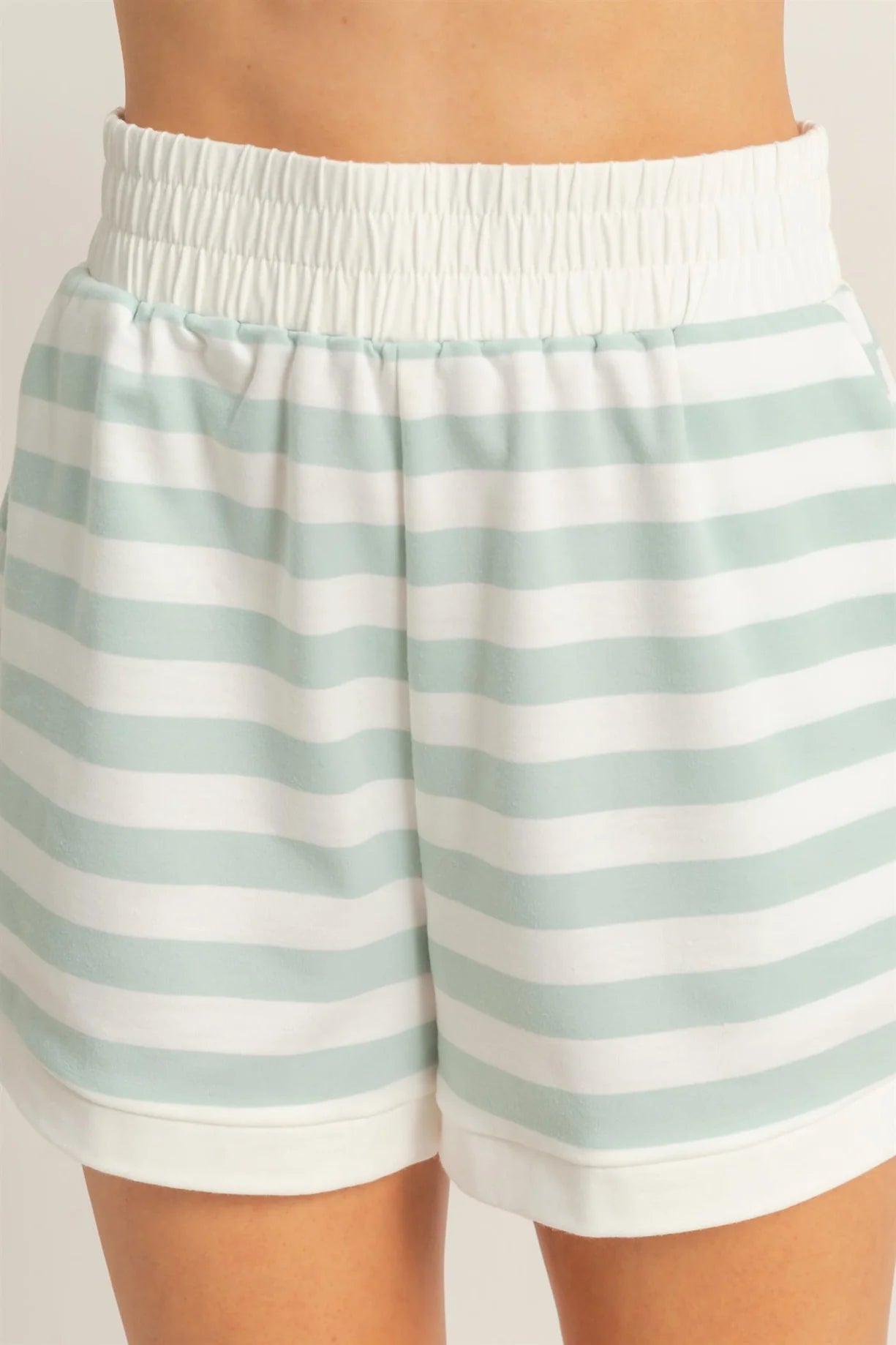 HF26C064-SET Striped Shorts Set