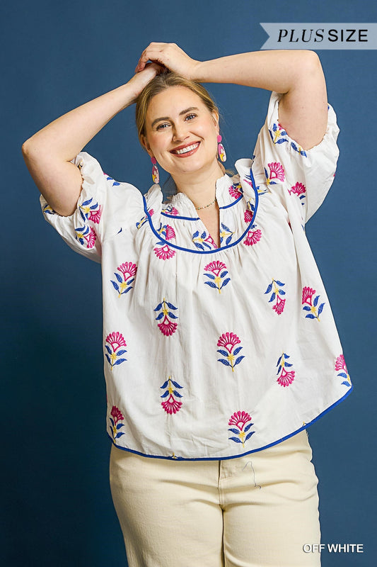 WK0255 Curvy Meadow Bloom Embroidered Top