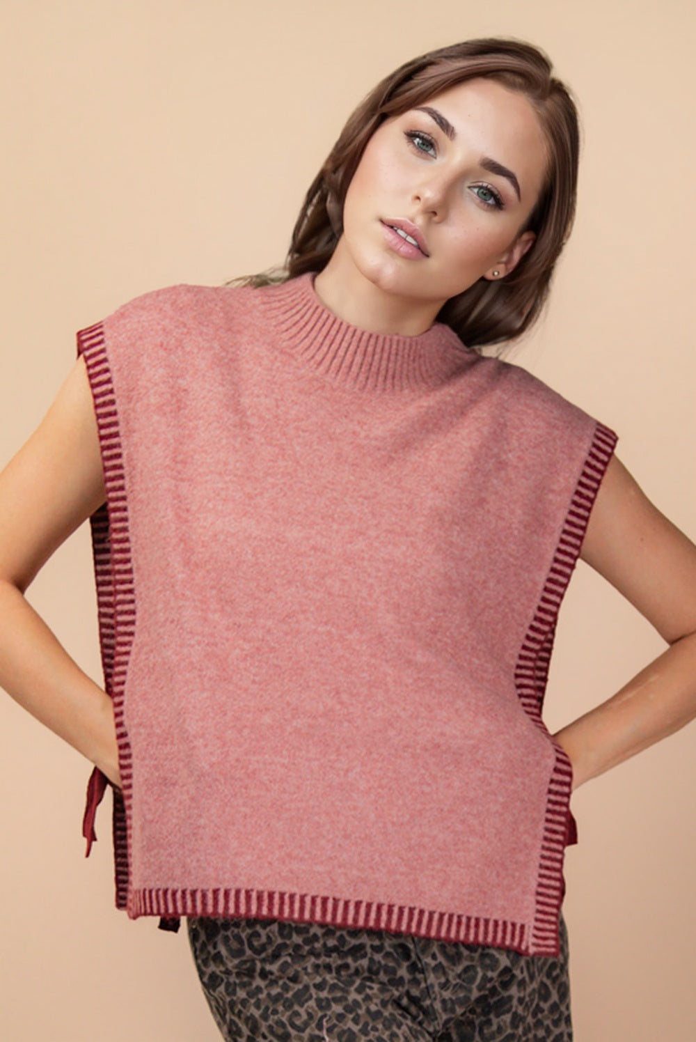 12W3547N Side Tie Sweater Vest