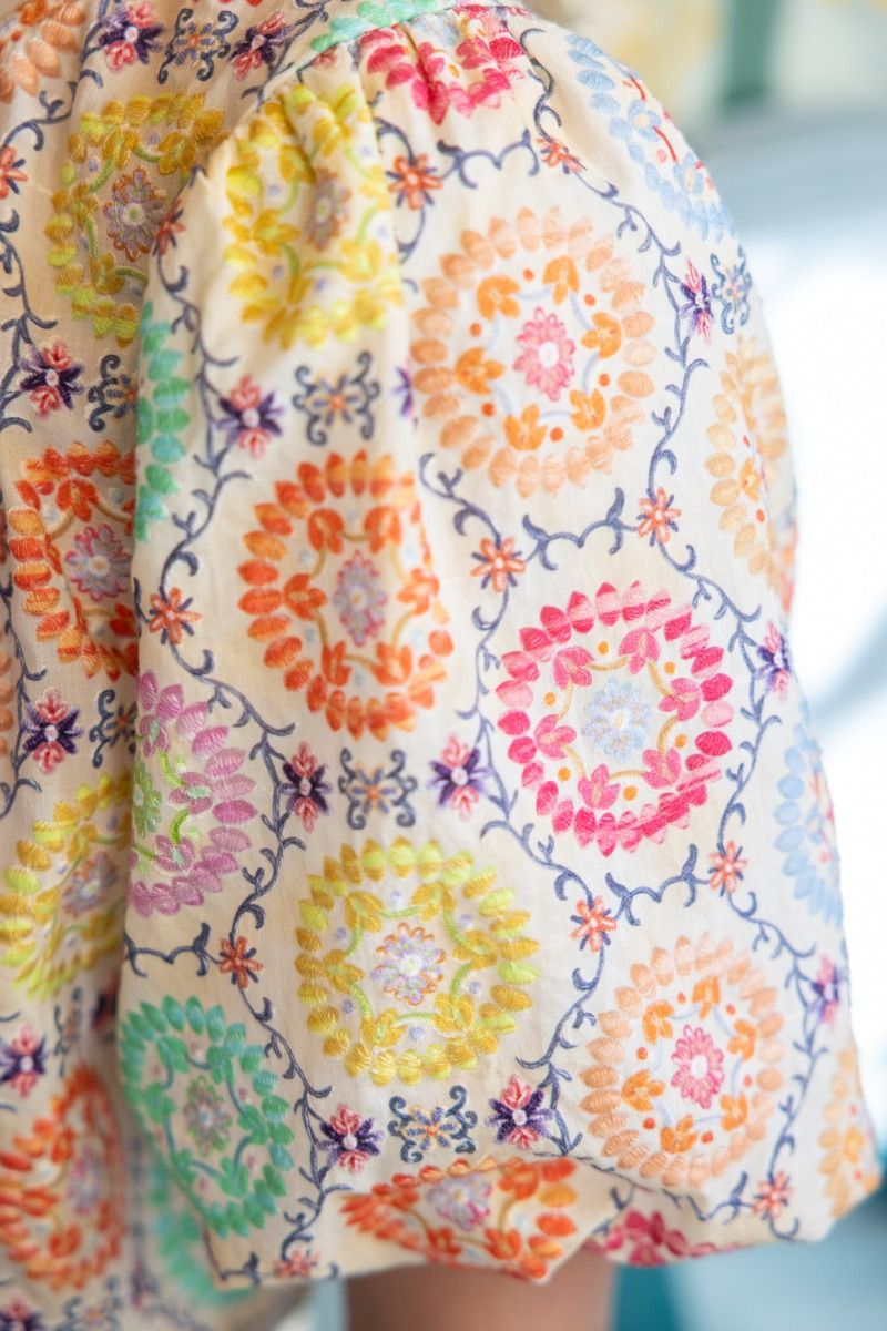 36712 Floral Medallion Printed Top
