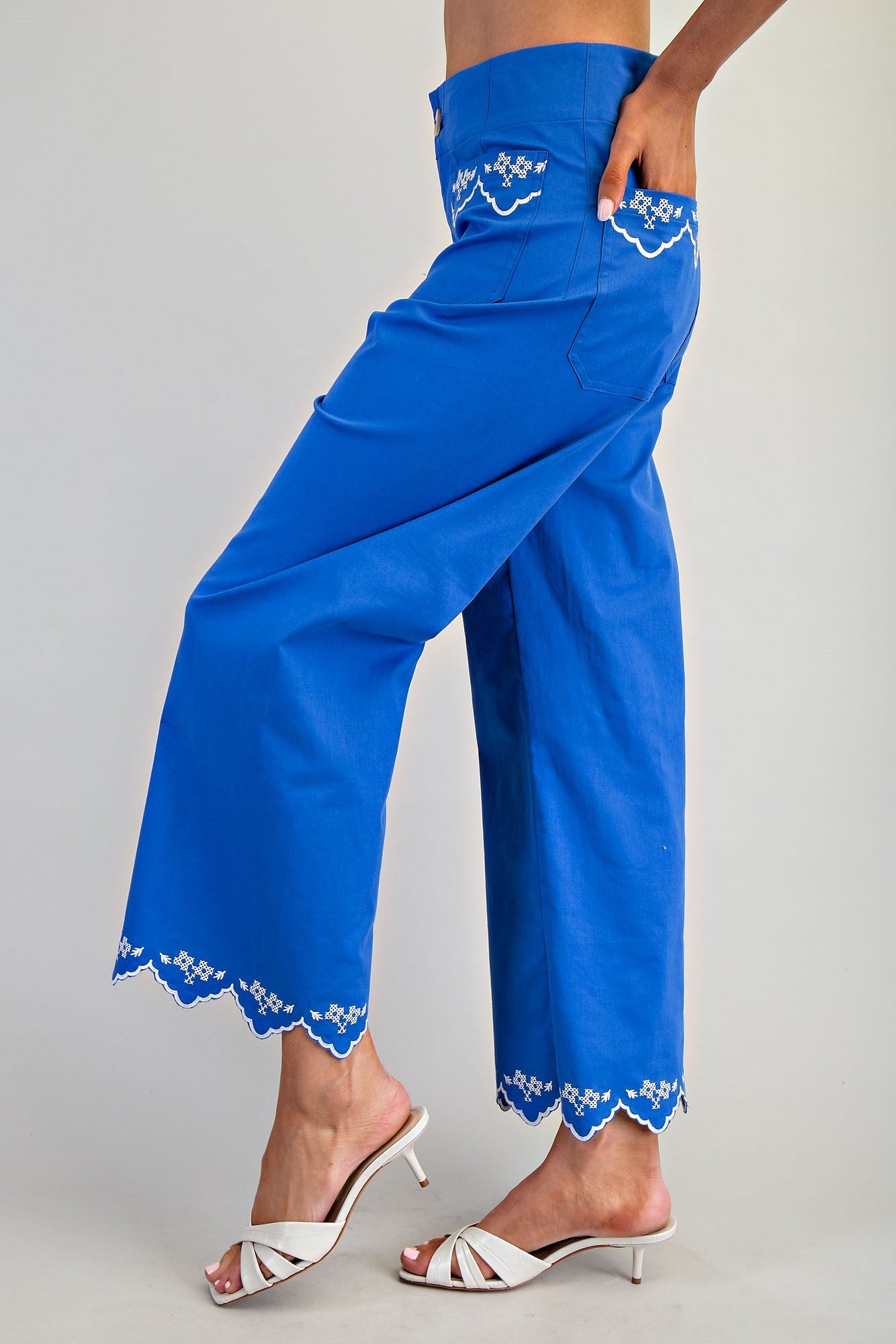PH15529 Scallop Embroidered Trimmed Pants
