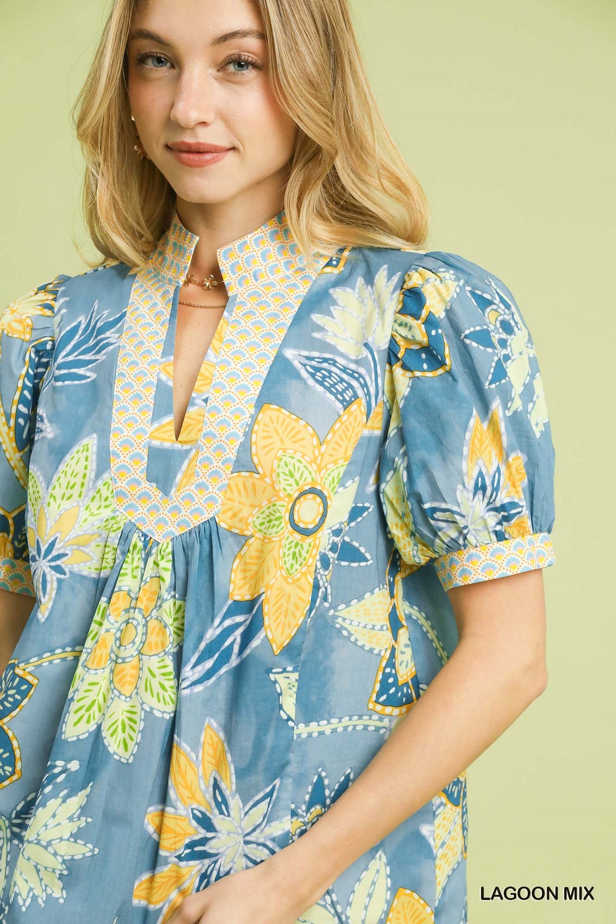 K1585 Mixed Abstract Print Top