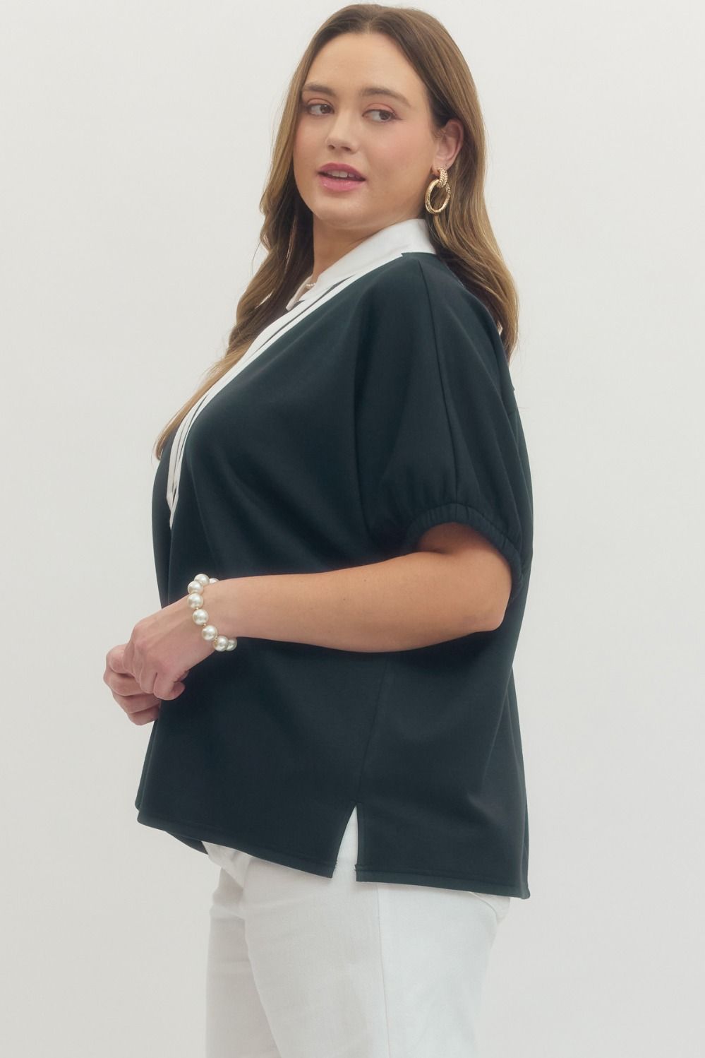 T29735P Curvy Solid Short Sleeve Top