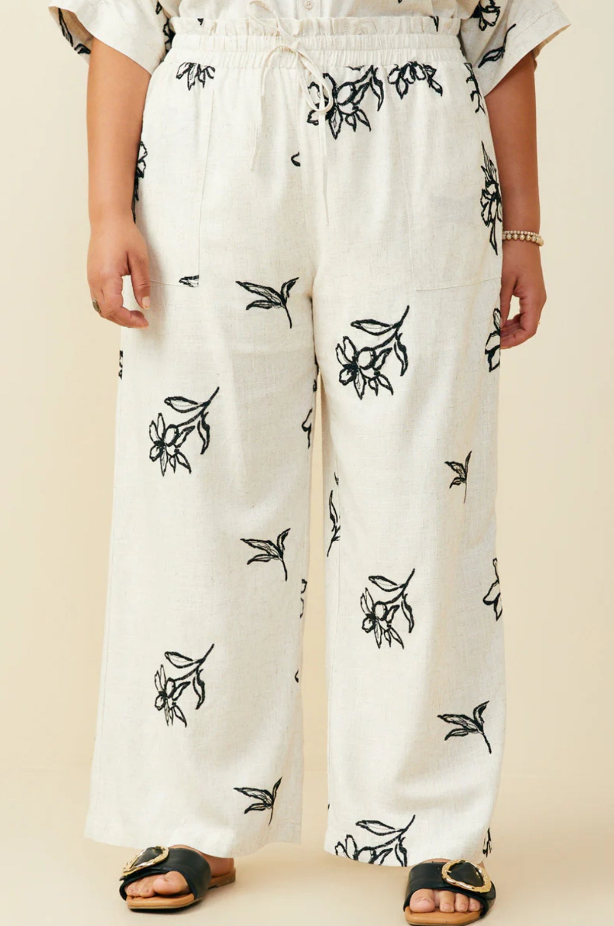 HY9513W Curvy Floral Embroidered Pants
