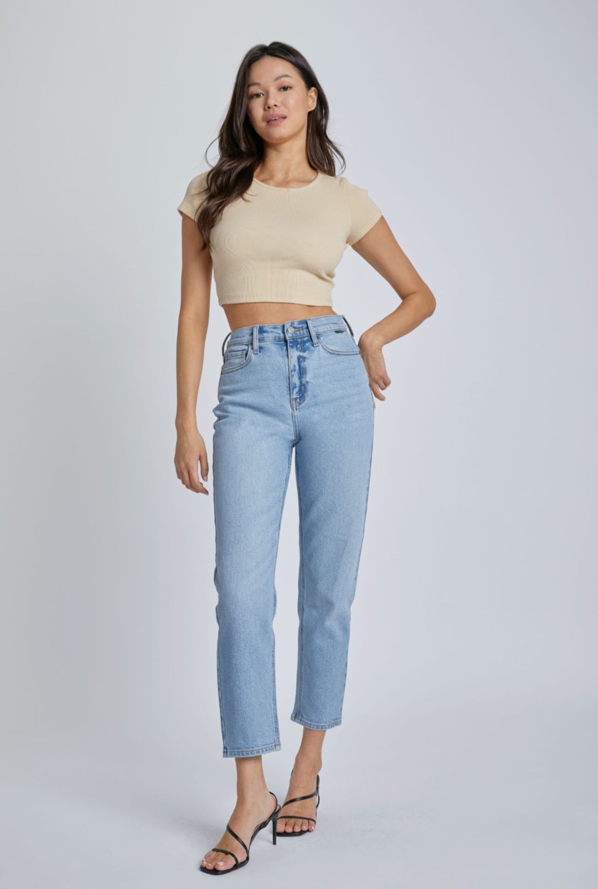 WV18846M-LT High Rise Mom Jeans