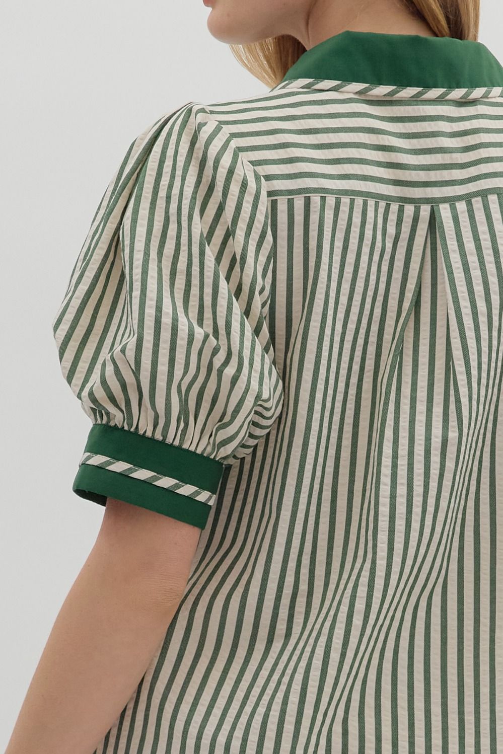 T27102 Stripe Pattern Puff Sleeve Top