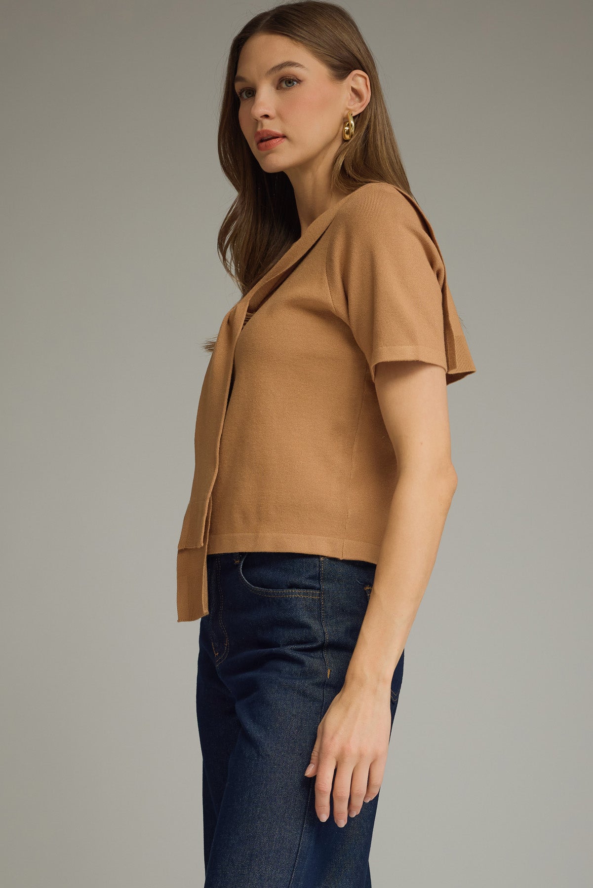 T32085 Solid Sweater Top with Sweater Tie Detail