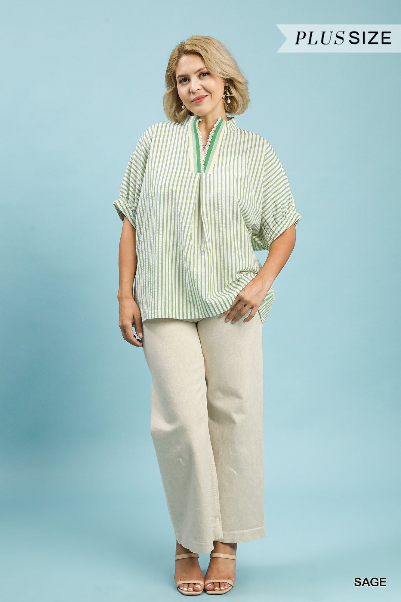 WK1773 Curvy Striped Top with Lace Trim Detail