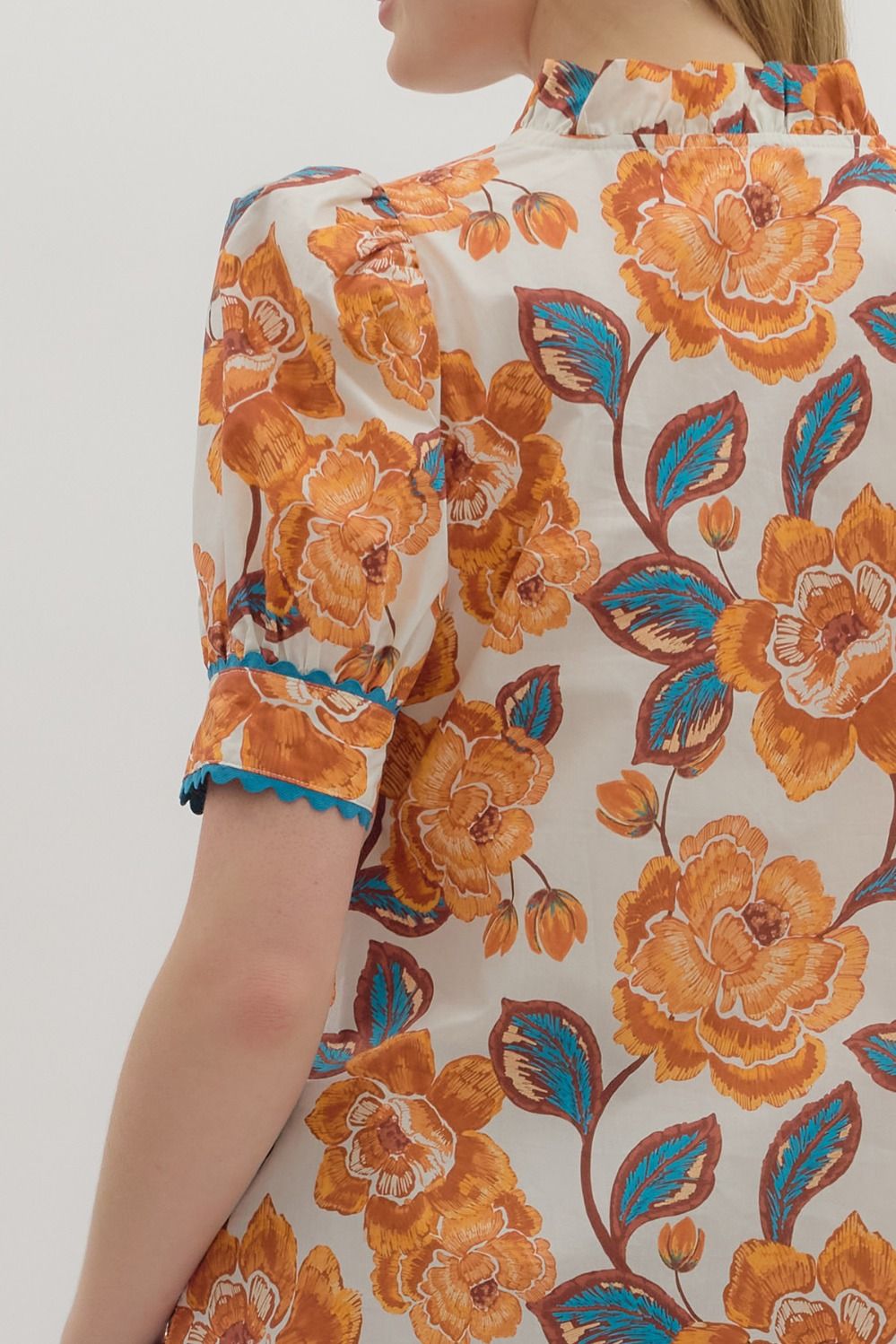 T27329 Floral Print Contrast Trim Top