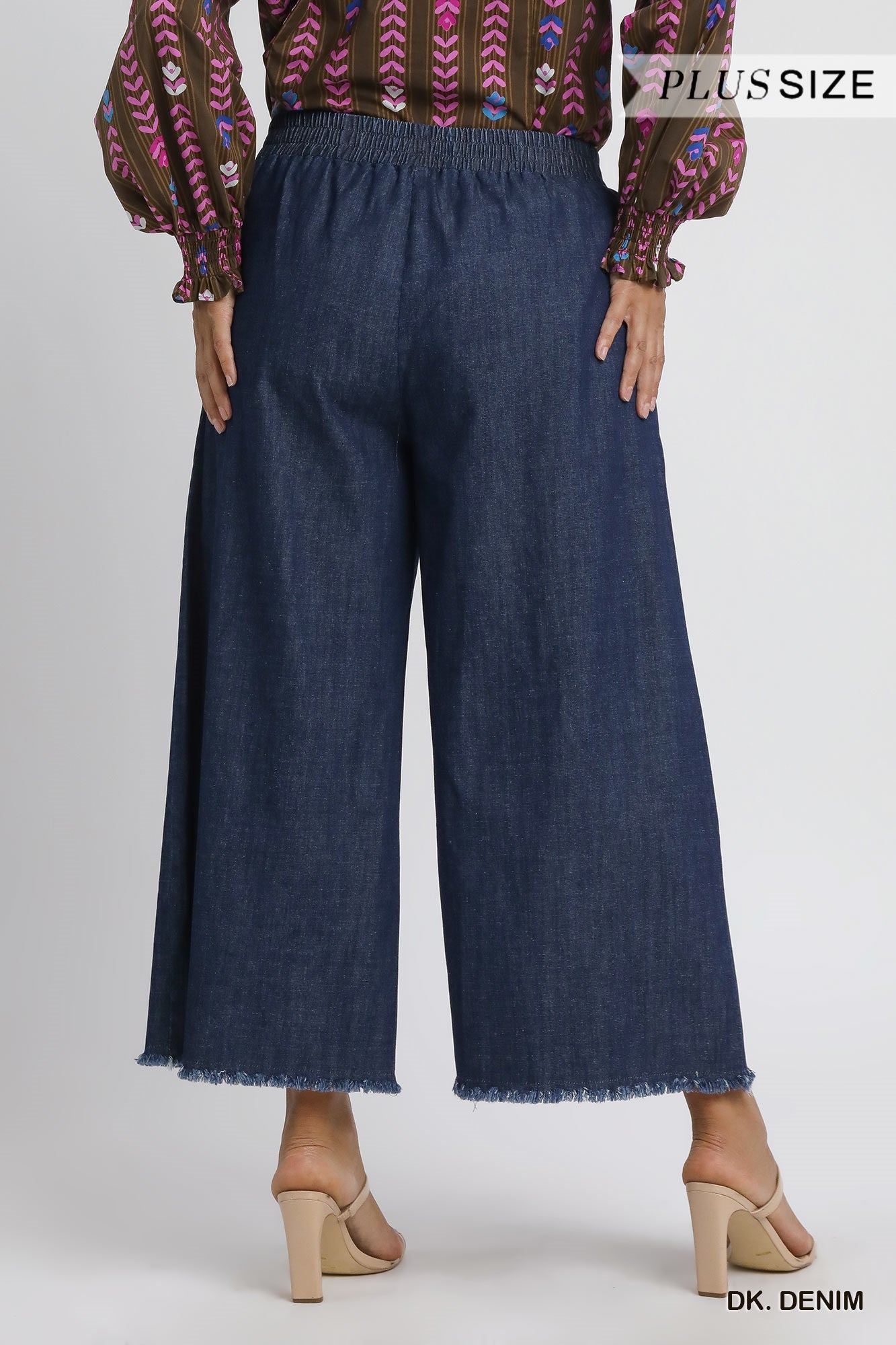 WK0634 Curvy Washed Denim Pants