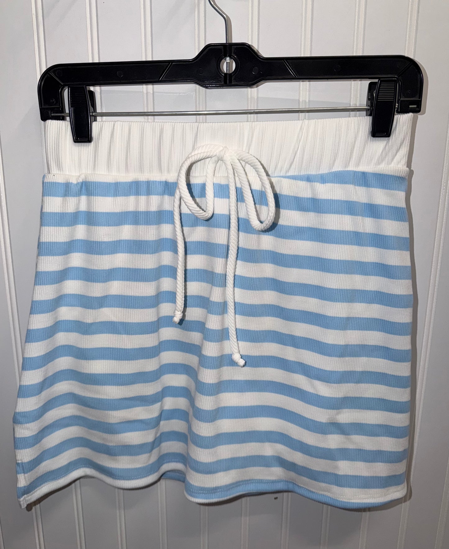 6S1563ST Striped Skort