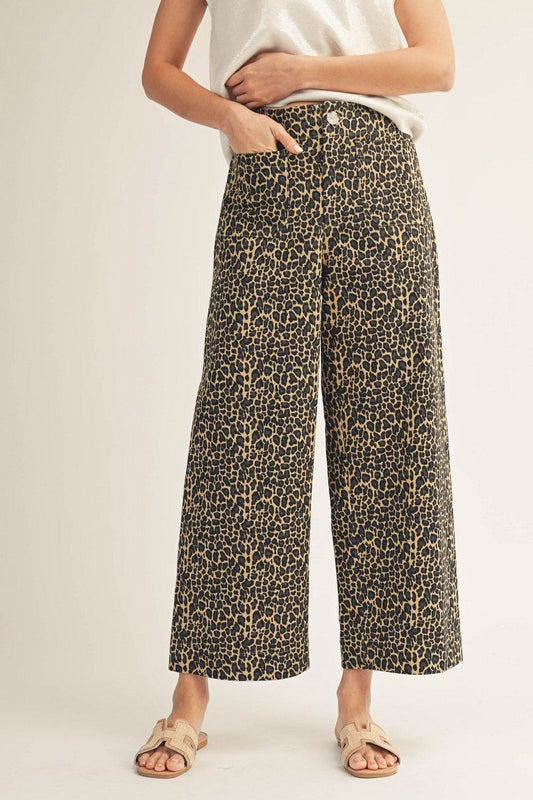 H17000-1 Wide Leg Leopard Pants