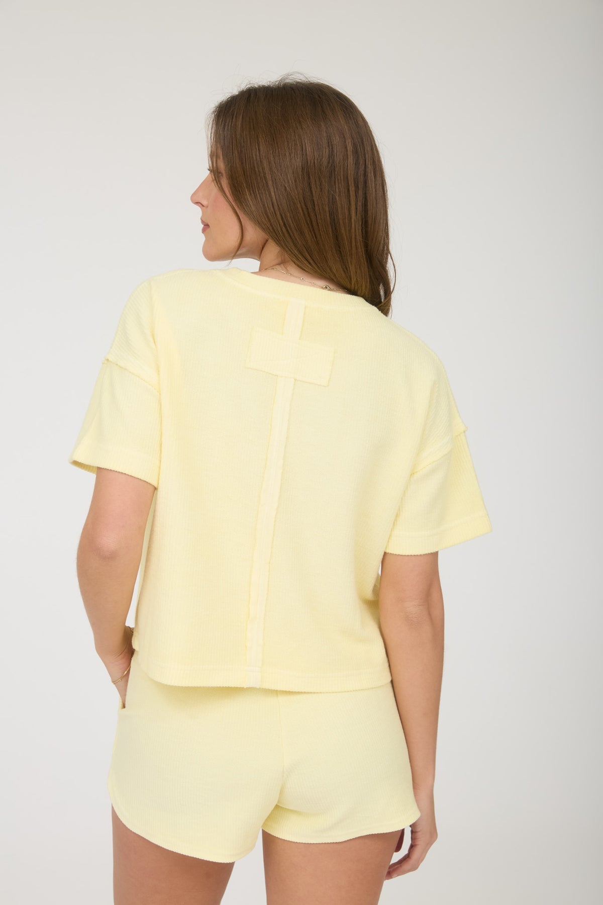 J5ST1013A Ribbed Pocket Detail Top