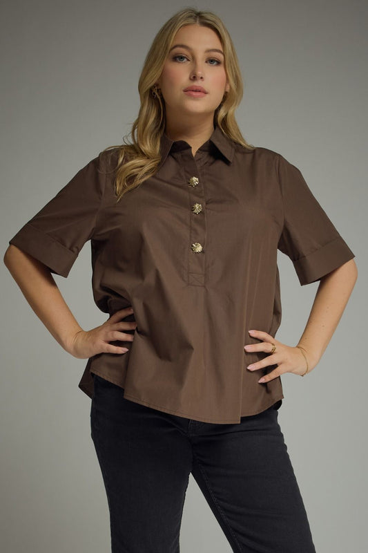 T29541P Curvy Solid Short Sleeve Top