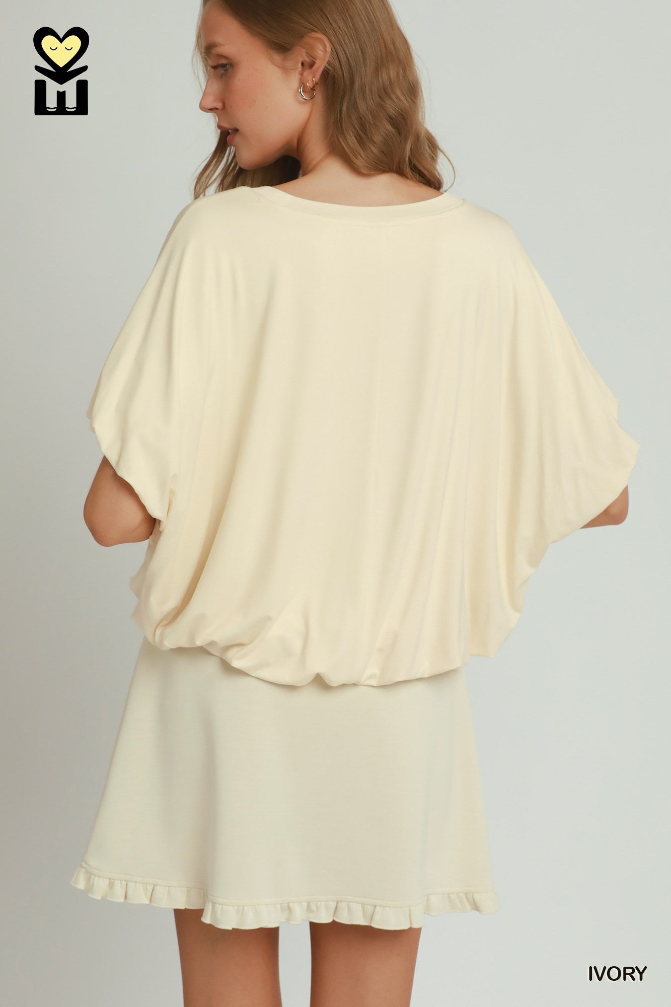 H1010 Bubble Sleeve and Hem Top