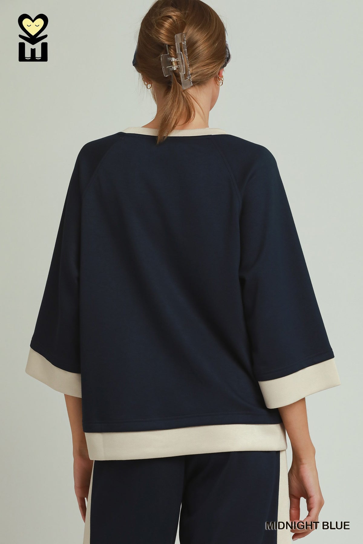 H1119-T Colorblock Raglan Sleeve Top