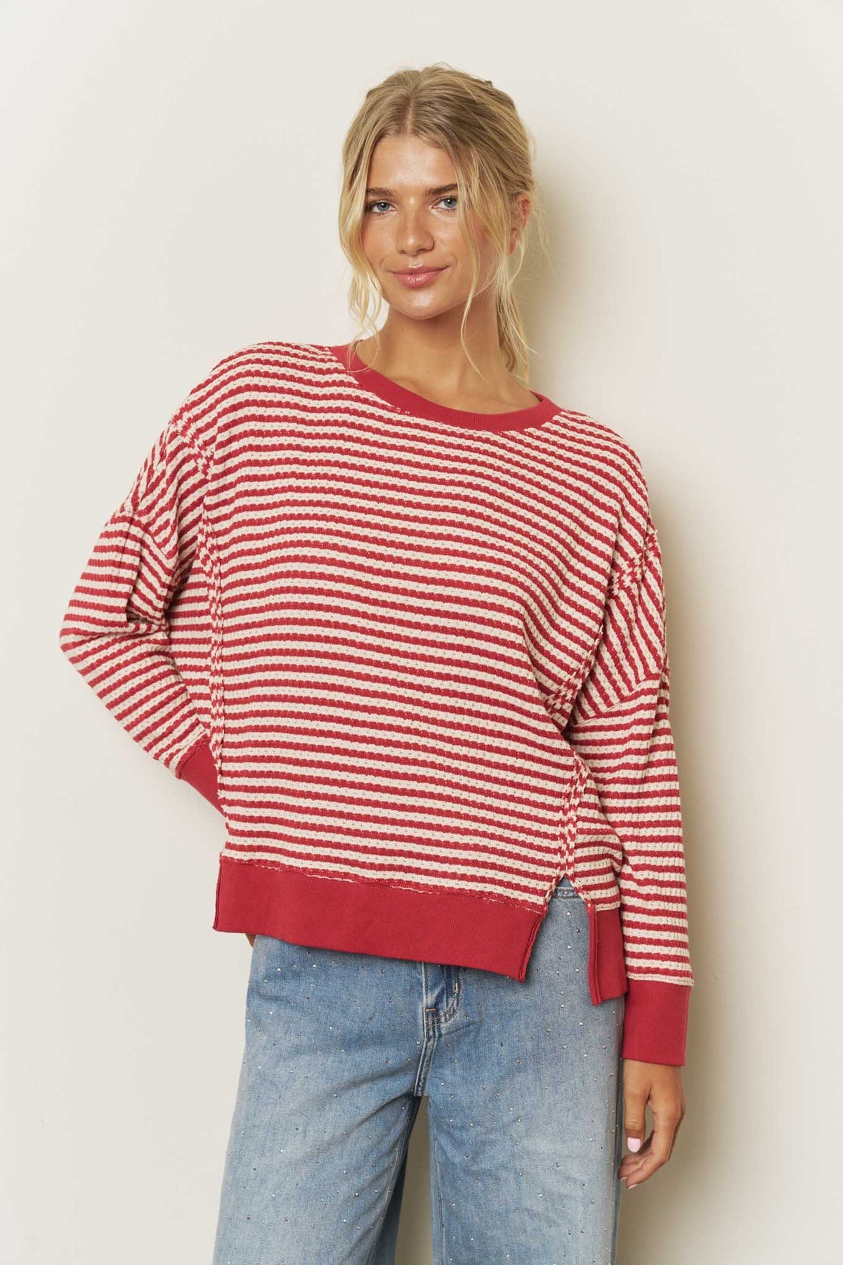 B6ST1004 Stripe Exposed Seam Top