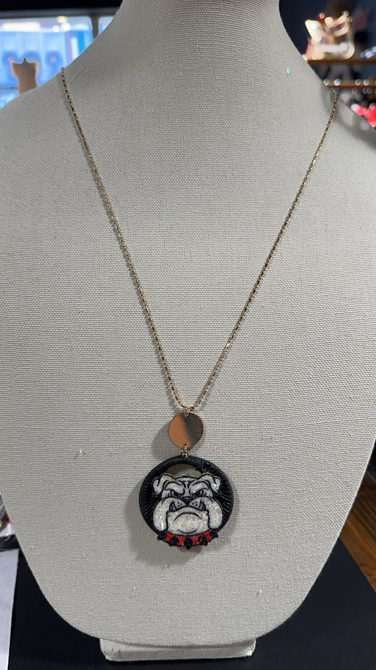 QNE2141 Bulldog Pendant Necklace