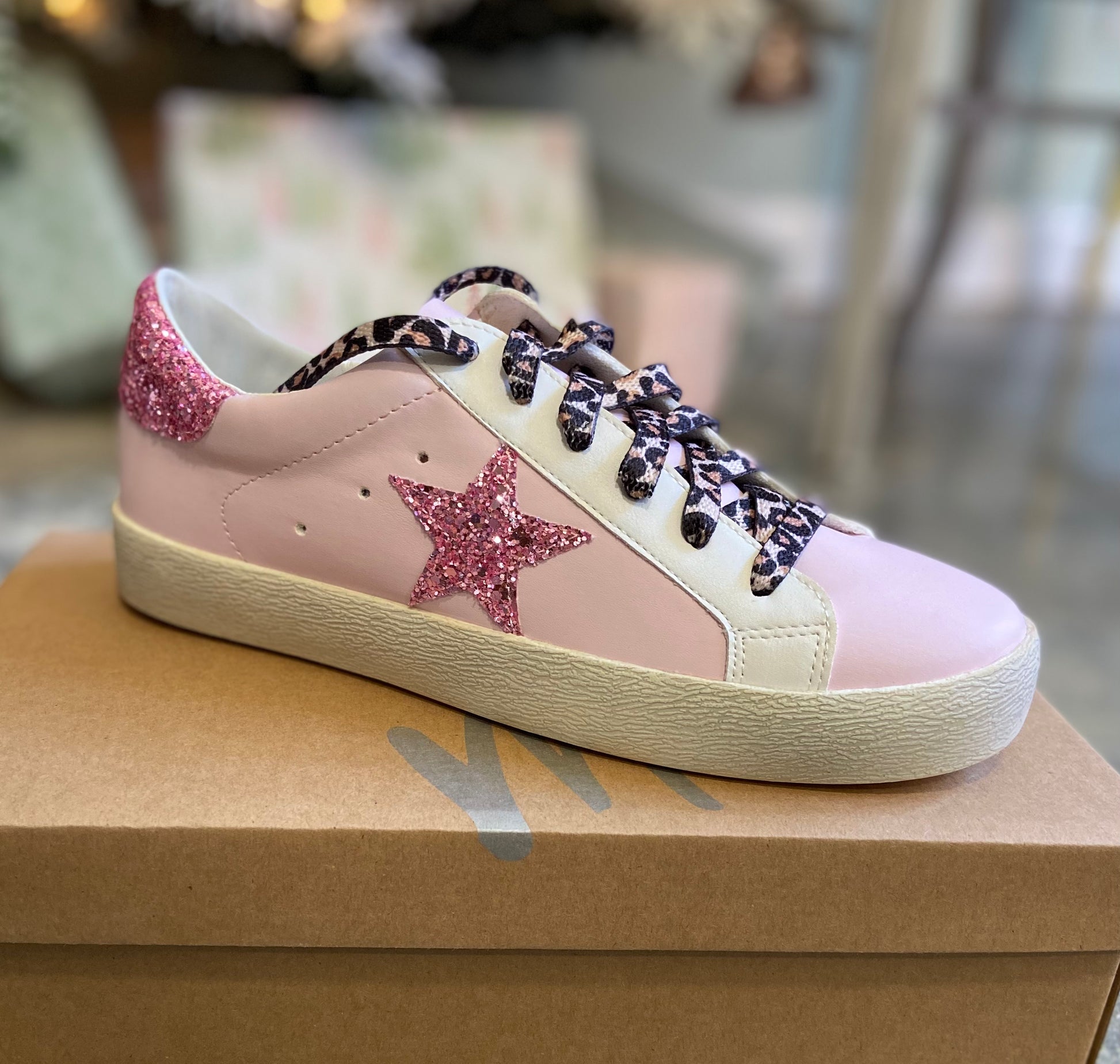 Skylar Mid-Rise Glitter Sneakers- Pink Star
