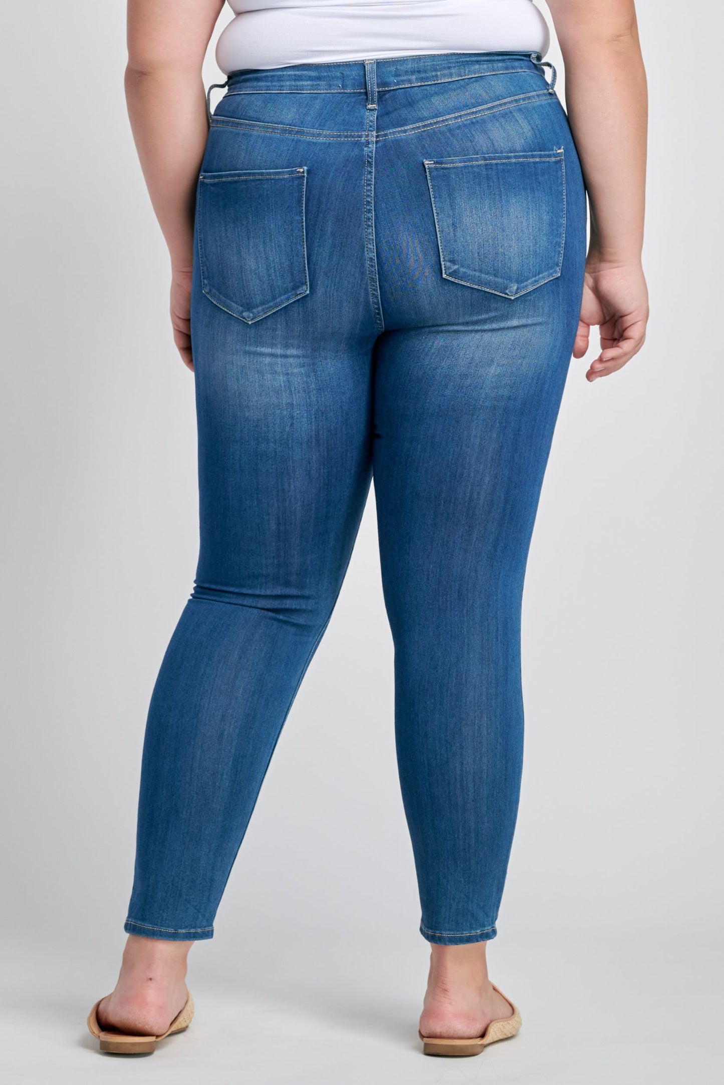 AB13950HDKP Curvy Dark Denim Jeans
