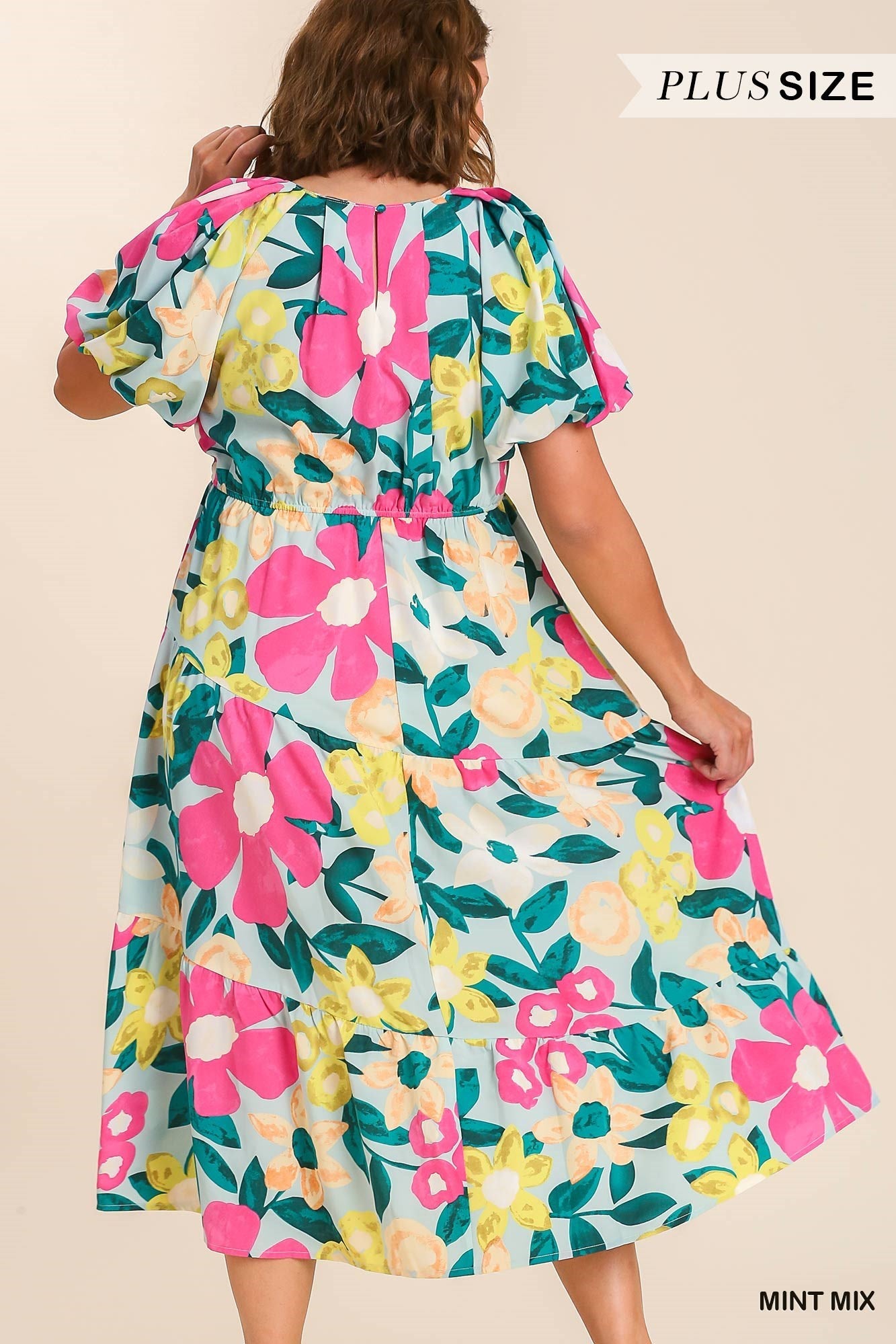 WA0722 Curvy Floral Print Midi Dress